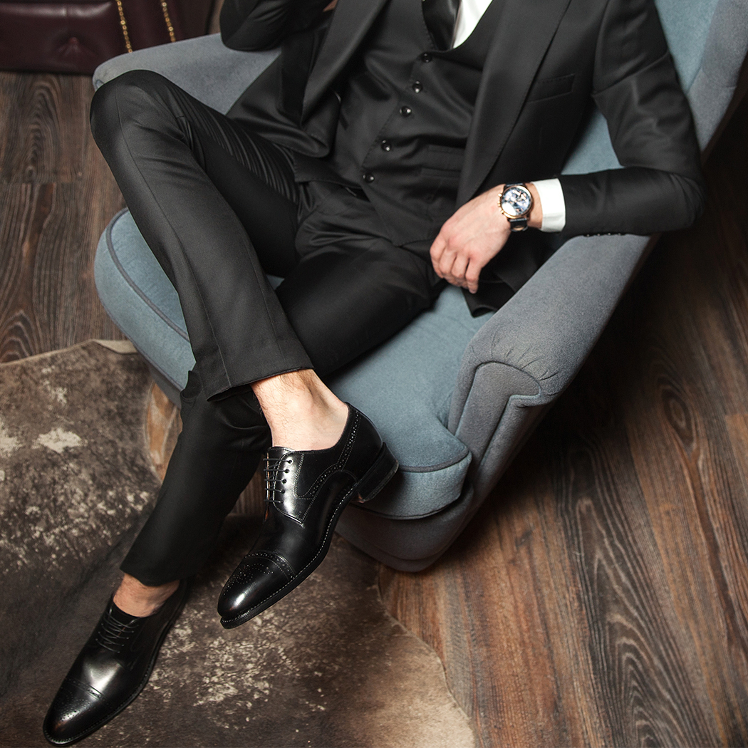 Szukasz pomysłu na męskie stylizacje na karnawał 2023? Oto propozycje, które skopiujesz bez trudu